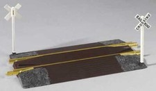 Piko 35281 G-Track Level Crossing/Rerailer