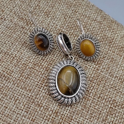 Avon tiger eye pendant - eye,