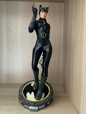 DC DIRECT CATWOMAN MUSEUM