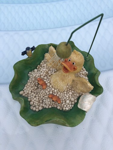 Floating decor showering duck - floating,