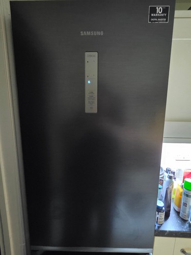 Samsung flagship tall fridge - samsung,