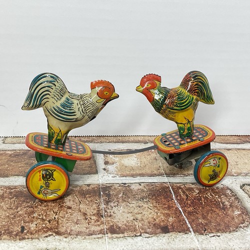 Vintage tin litho fighting - tin,
