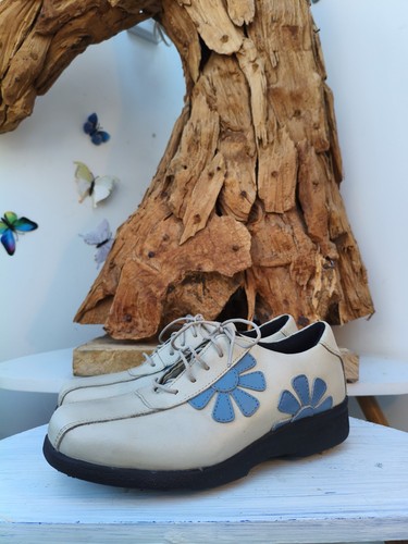 Cotswold white ladies - cotswold,