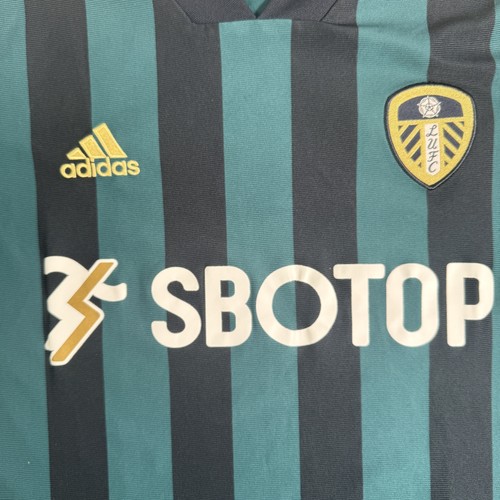 Leeds united football shirt - leeds,