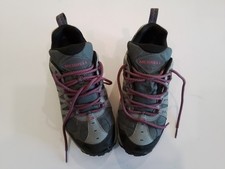 Merrell Women's  accentor  gore tex Walking Shoes Size 6  grey