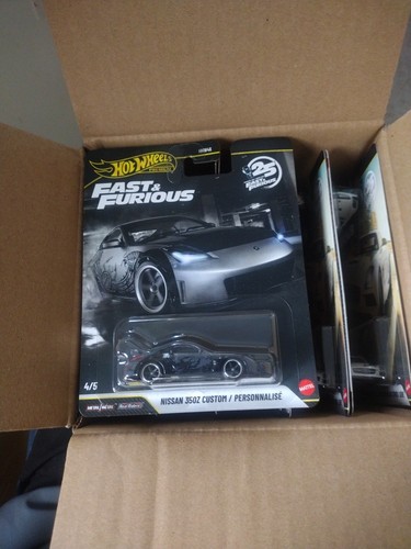 Hot wheels premium fast - fast, &