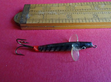 A SUPER UNUSED ORIGINAL 1 3/4" LANE'S IRISH MINNOW FISHING LURE