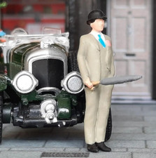 JOHN STEED OO GAUGE FIGURE HAND PAINTED THE AVENGERS PATRICK MACNEE 1960-70S.