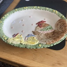 Pretty Vintage Oval Chicken