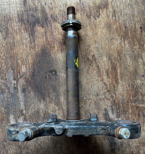 Suzuki gt500 550 lower - lower, triple