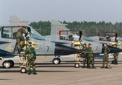 Saab gripen with pilots - saab,