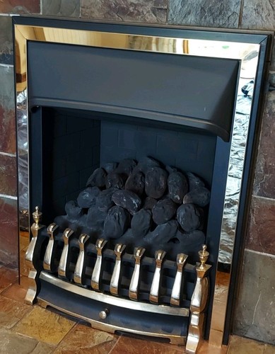 Valor trueflame black brass - &,