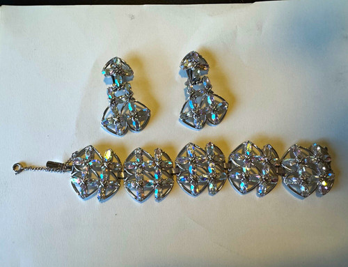 Vintage schiaparelli - vintage,