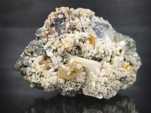 Siderite quartz virtuous - on,
