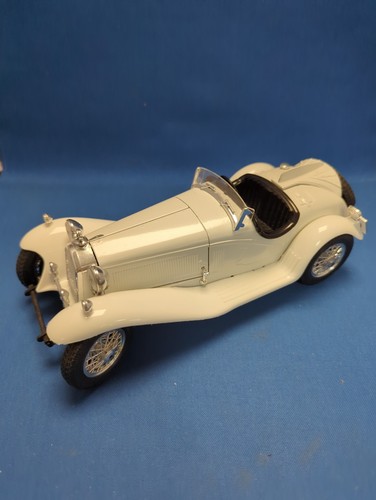 Alfa romeo 2300 spider - 1:18,