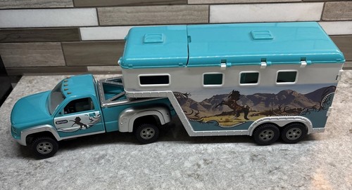 Breyer stablemate truck - truck, &