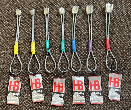Climbing nuts rocks - hb,