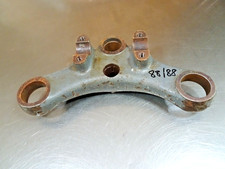 NORTON 850 COMMANDO FORK TOP YOKE STANCHION 064084.VINTAGE