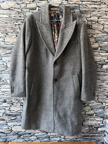 Harry brown over - over, coat