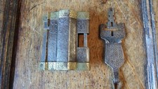 ANTIQUE DECORATED BRASS IRON BOX PADLOCK WITH SLIDE KEY - MIDDLE EAST / CHINA