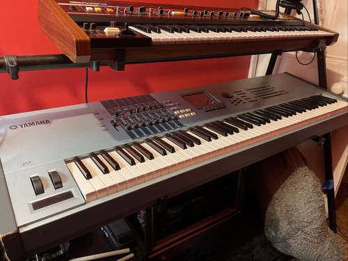 Yamaha motif xs8 professional - yamaha,