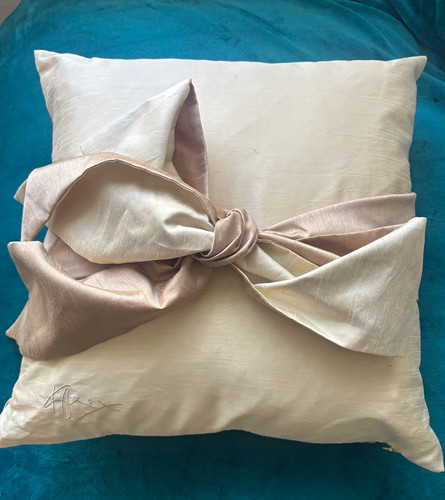 Kylie minogue satin - kylie, bow