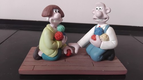 Wallace and gromit close - and,