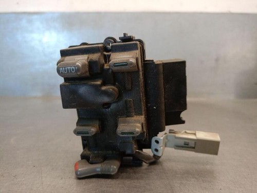 M17432 front window control