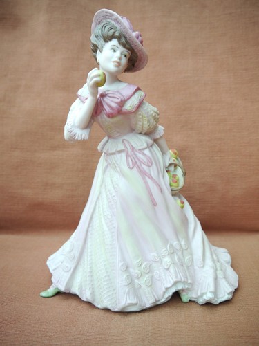 Wedgwood harriet figurine - wedgwood,