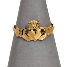 Pre-Owned 9ct Gold Claddagh