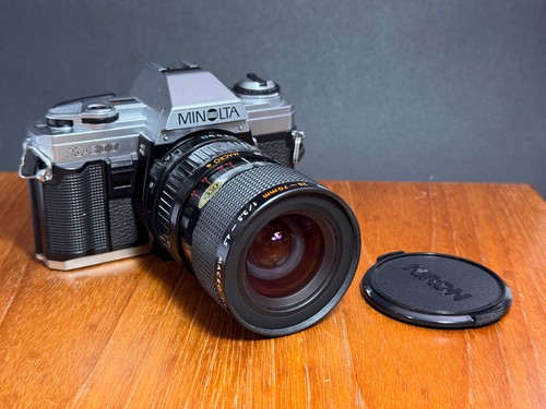 Minolta 300 35mm slr camera - x-300,
