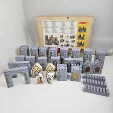 Rare Melissa And Doug Wooden Castle Building Blocks Playset + Storage Tray 