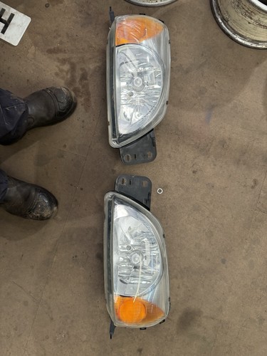 Mk5 2000 fiesta - , headlights