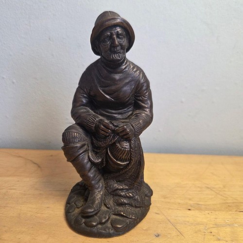 Bronze effect fisherman - bronze,