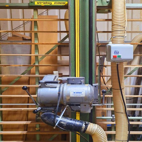 Vertical panel saw - panel, striebig