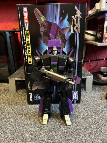 Takara transformers - takara,
