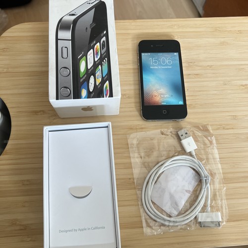 Apple iphone black 8gb - 4s,