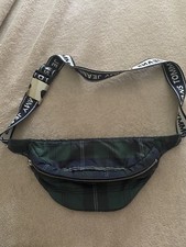 Tommy Hilfiger ~ Plaid Fanny