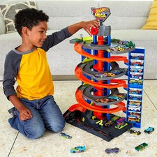 Hot Wheels City Mega Garage