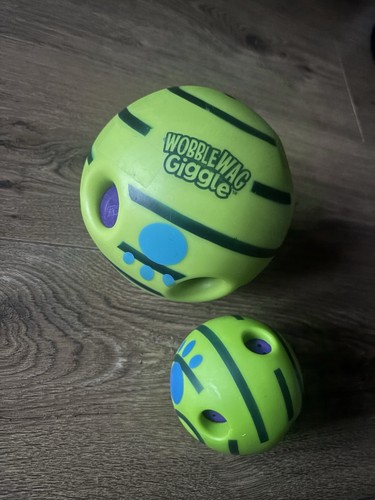 Wobble wag giggle ball - giggle,