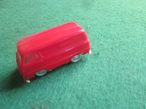 Tri ang minix red ford - red, thames