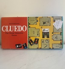 Vintage 1970's Cluedo Board
