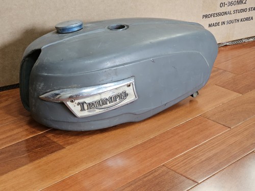 Triumph gas tank vintage - gas,