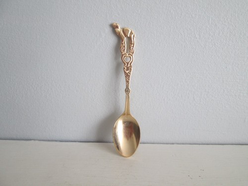 Stunning vintage ornately - a,