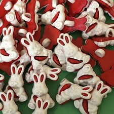 6 x 20mm Novelty White And Red