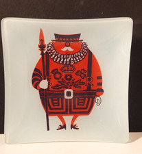 Kenneth Townsend Beefeater Glass Tray, 1970's - Great Condition