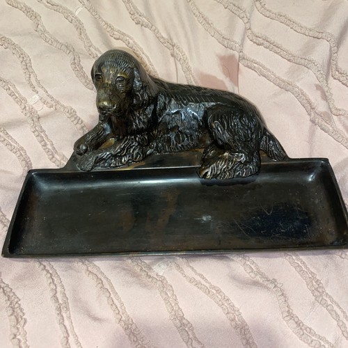 Vintage cast iron dog setter - cast,