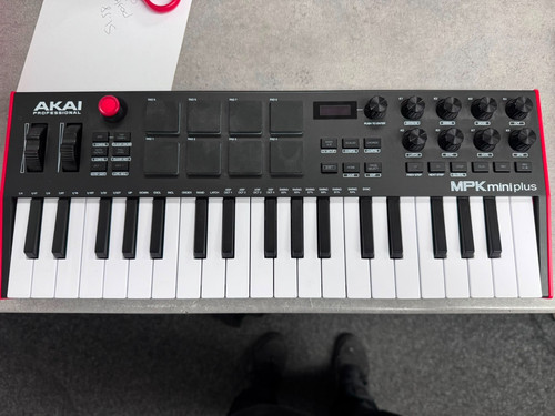 Akai mpk mini plus - mpk, compact