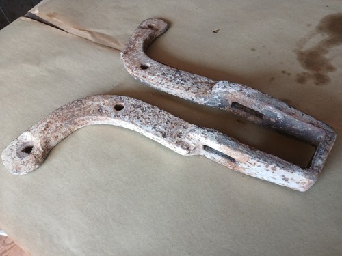 Blacksmith post vice bracket - blacksmith,