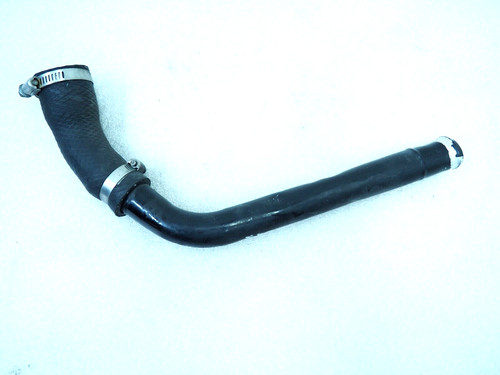 Water hose connection pipe for